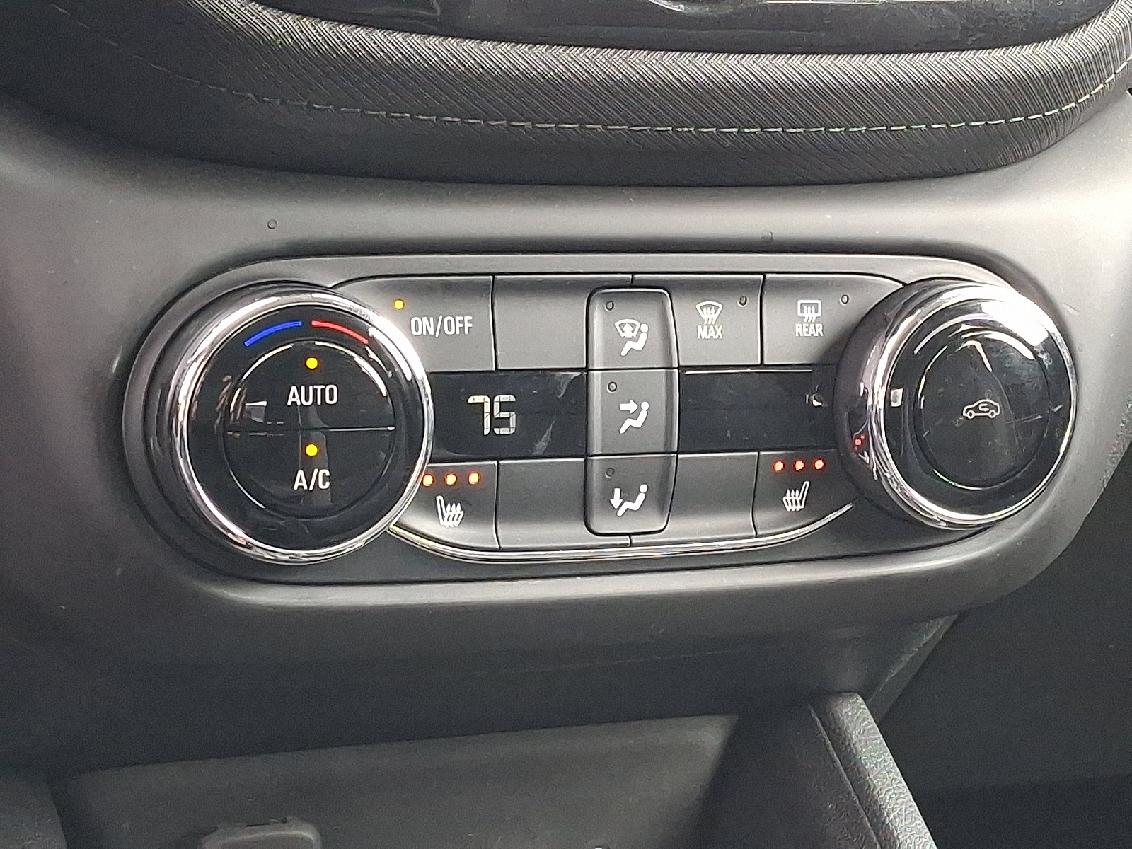 Certified 2023 Chevrolet TrailBlazer LT w/ Convenience Package image 17