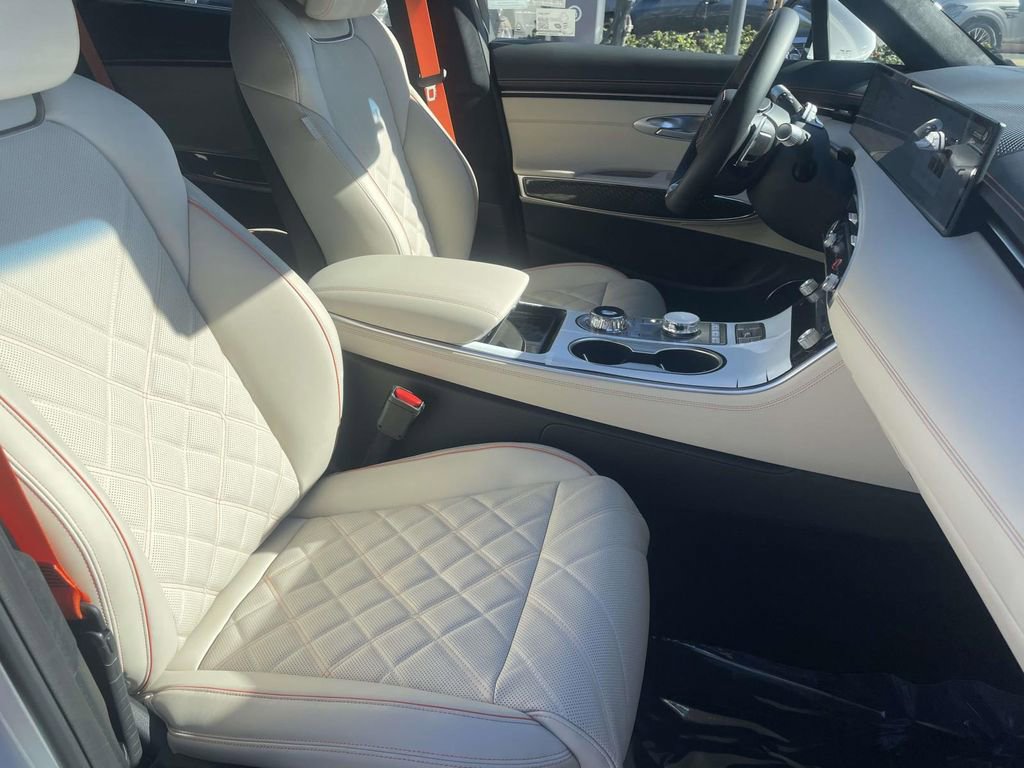New 2026 Genesis GV70 3.5T Sport Prestige AWD/4WD image 30