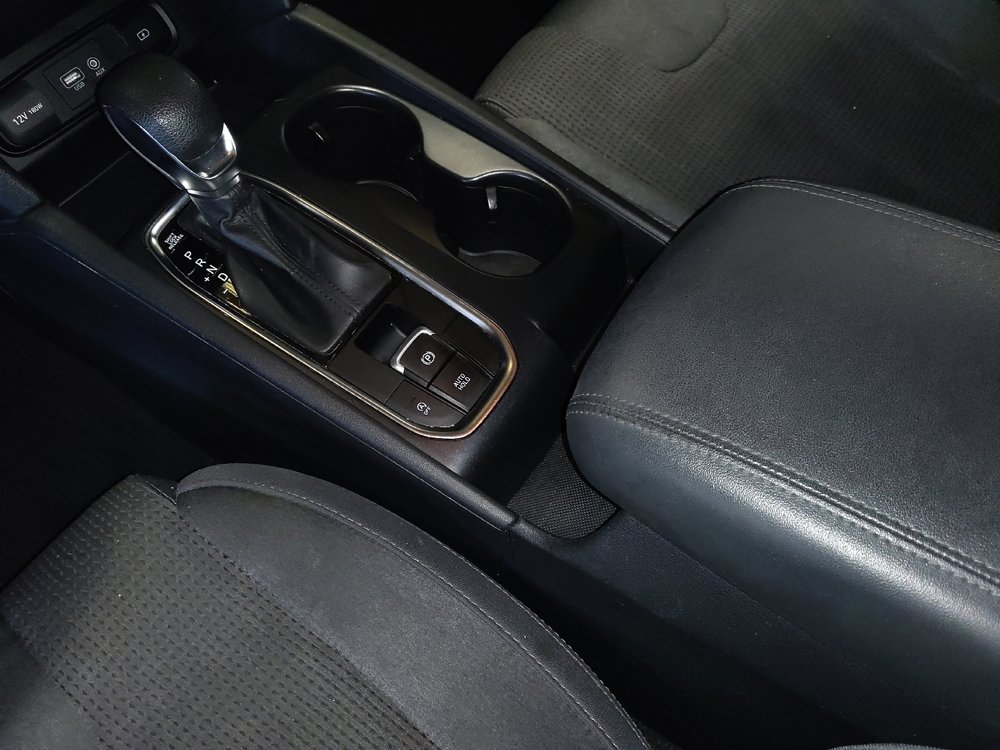 Used 2020 Hyundai Santa Fe SE w/ Cargo Package image 26