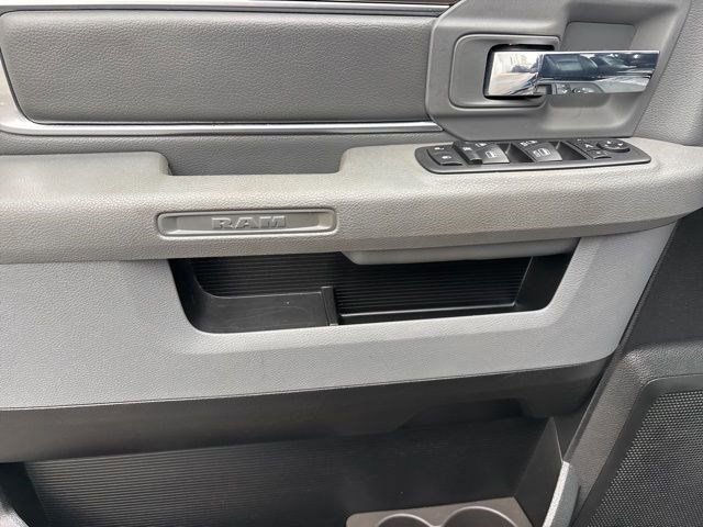 Used 2019 RAM 1500 Classic Warlock image 12