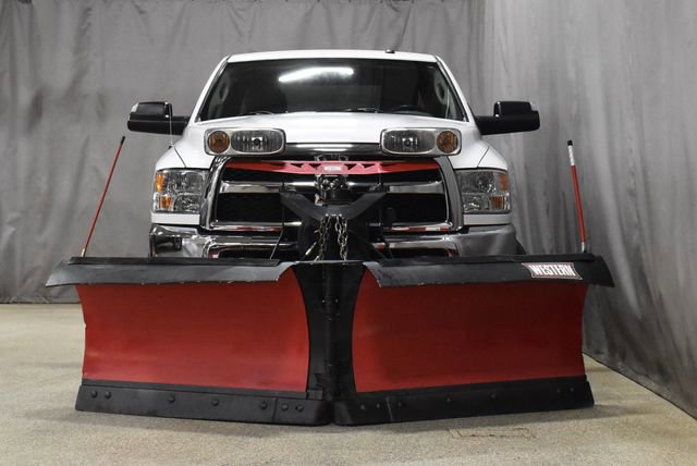 Used 2018 RAM 2500 Tradesman w/ Chrome Appearance Group image 4