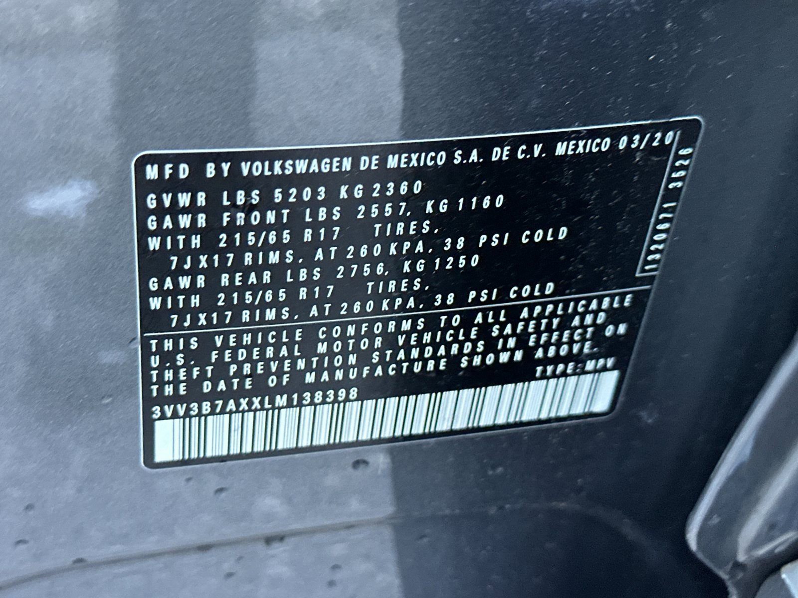 Used 2020 Volkswagen Tiguan SE w/ Panoramic Sunroof Package image 37