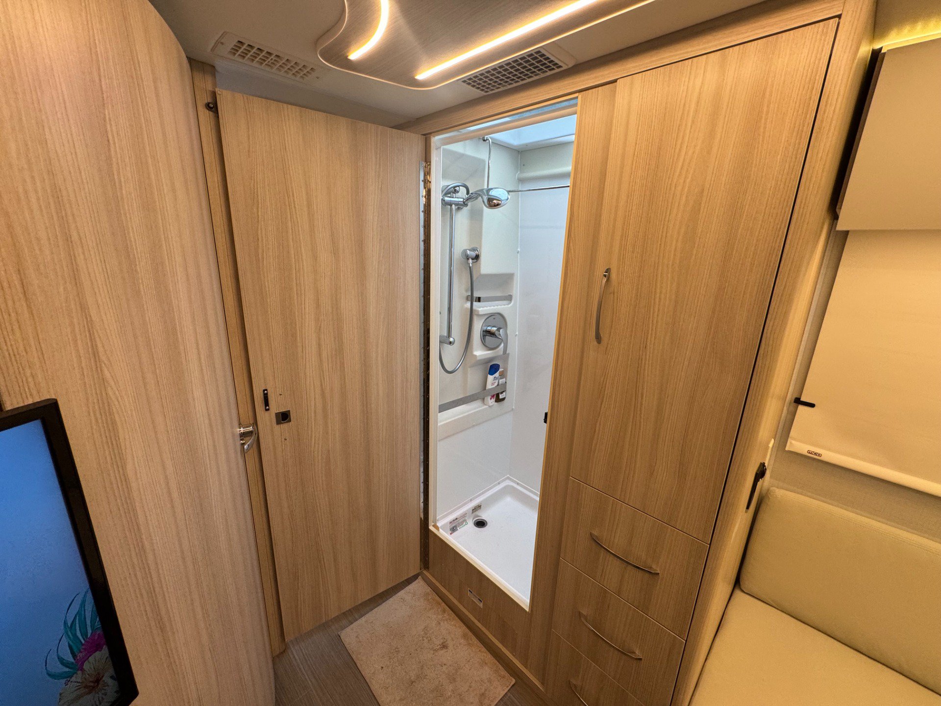 Used 2020 Mercedes-Benz Sprinter 3500 image 68