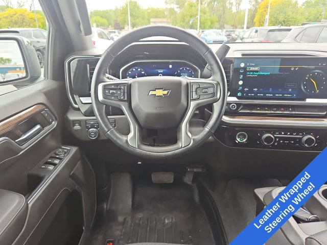 Used 2022 Chevrolet Silverado 1500 LT AWD/4WD image 14