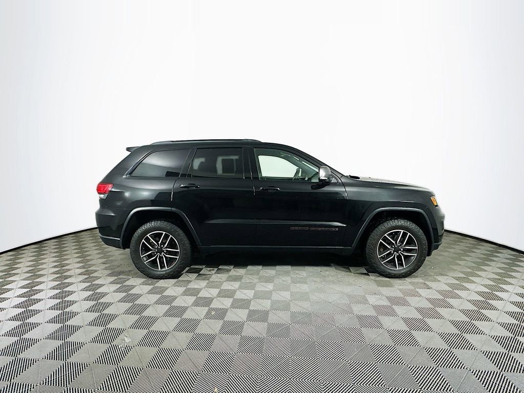 Used 2020 Jeep Grand Cherokee Trailhawk w/ Trailhawk Luxury Group image 10