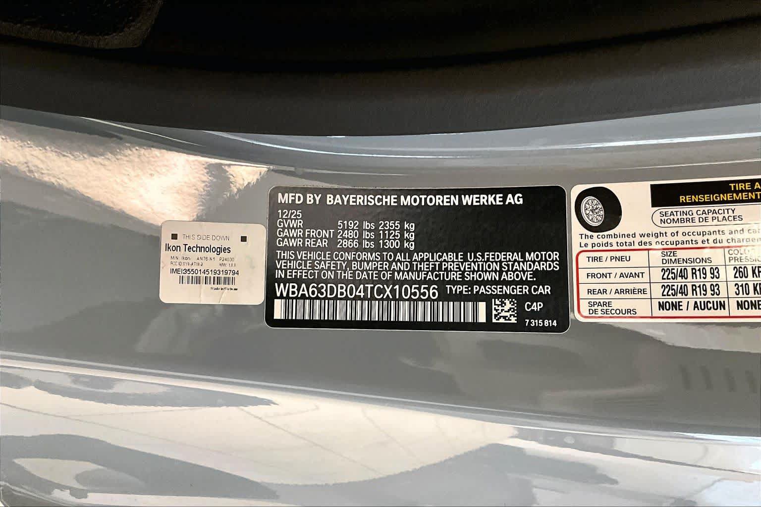 Used 2026 BMW M440i Convertible w/ Premium Package RWD image 29