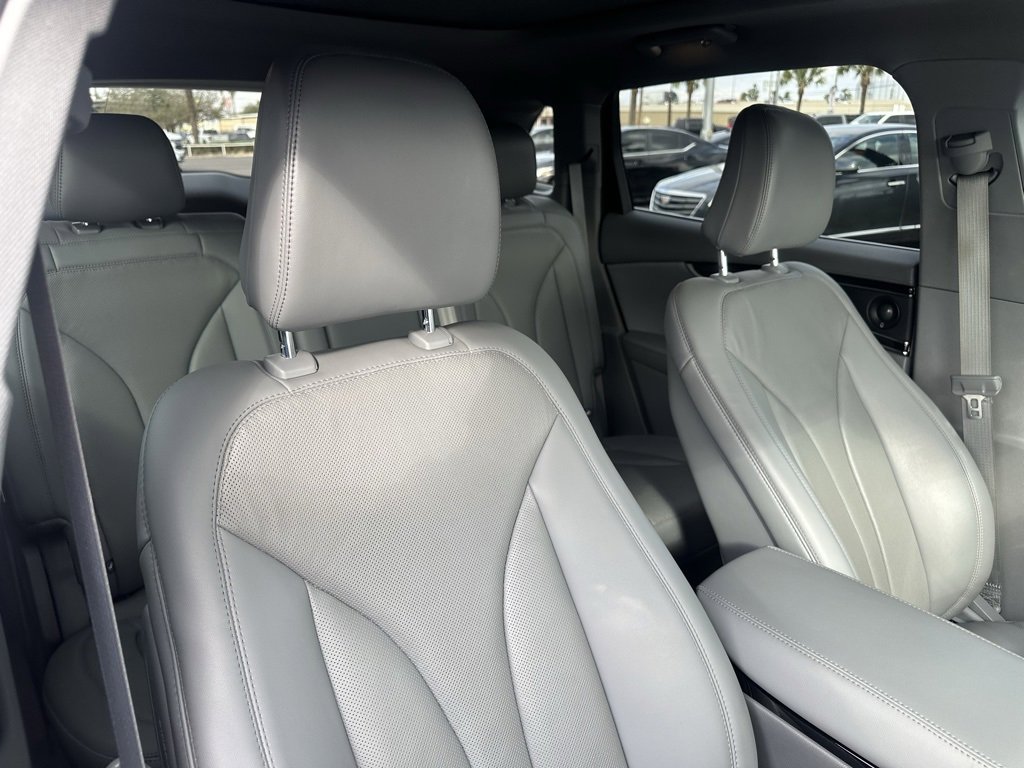 Used 2023 Lincoln Nautilus Reserve w/ Equipment Group 201A image 24