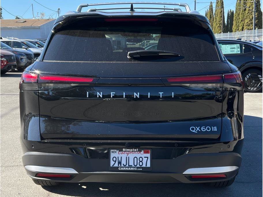 Used 2026 INFINITI QX60 Luxe AWD/4WD image 4