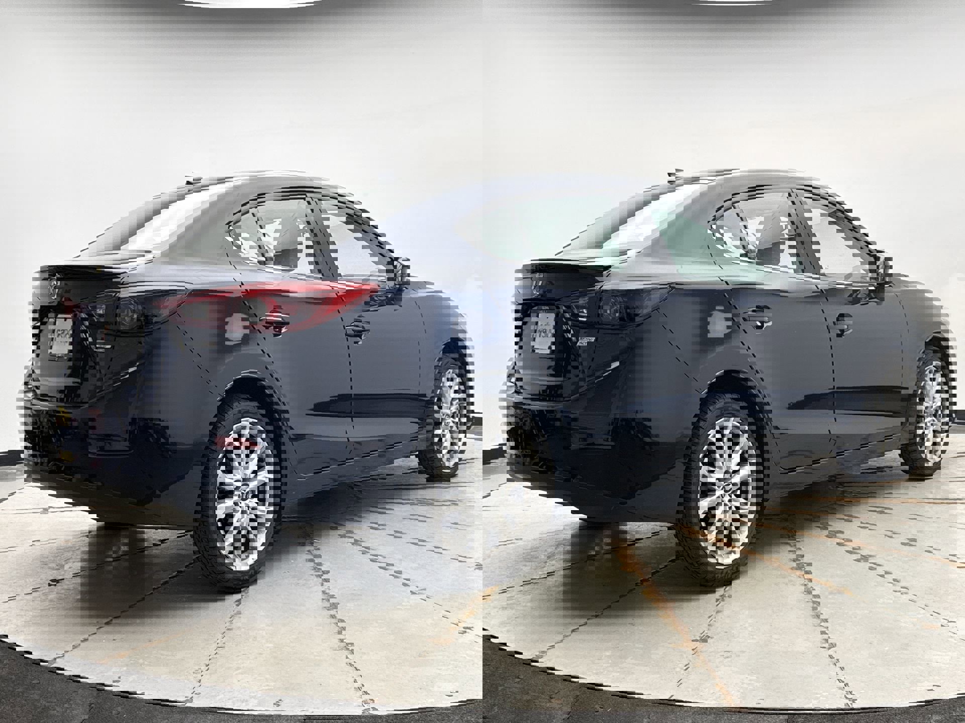 Used 2016 MAZDA MAZDA3 s Grand Touring image 5