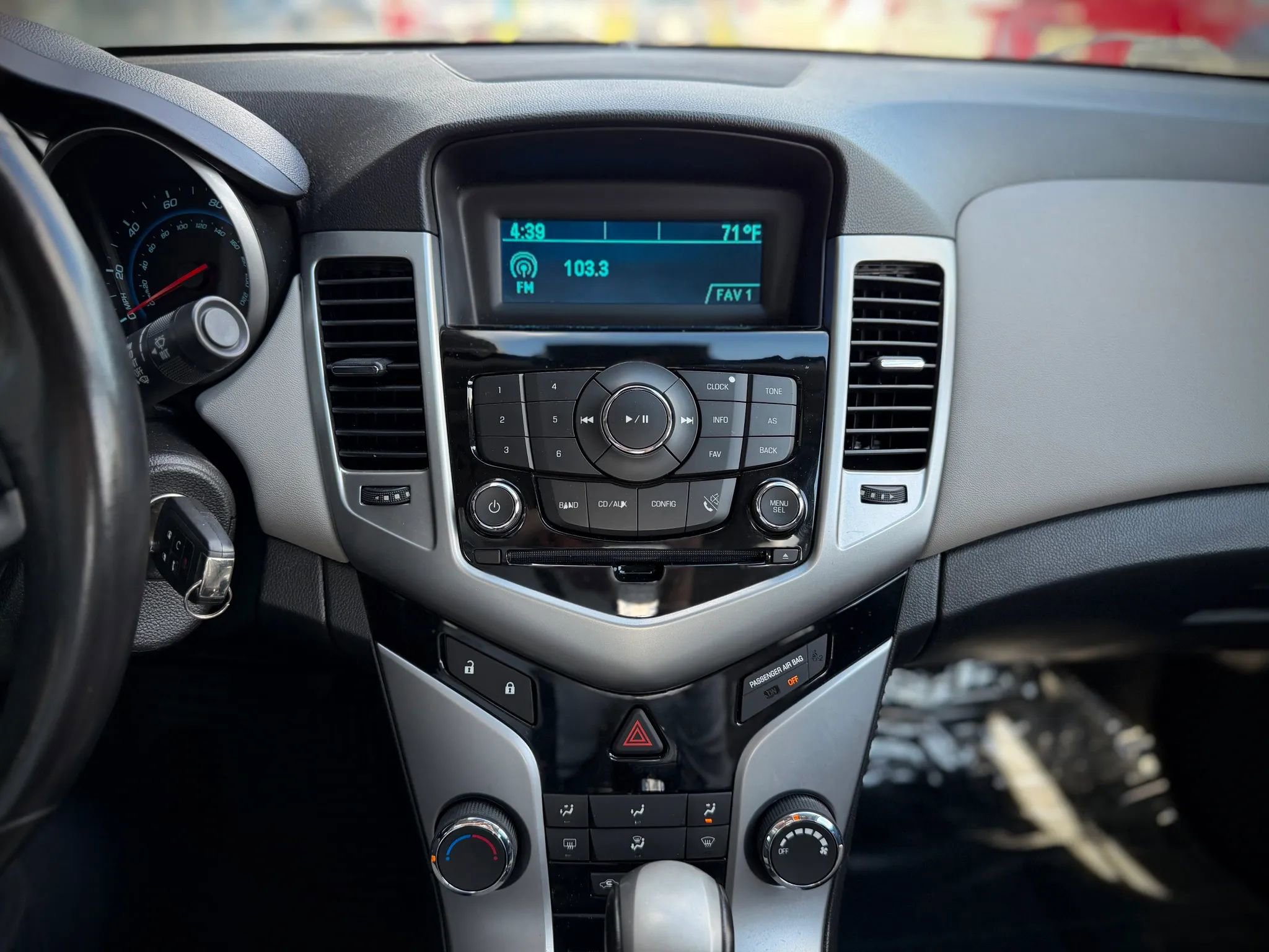 Used 2014 Chevrolet Cruze LT w/ All-Star Edition FWD image 12