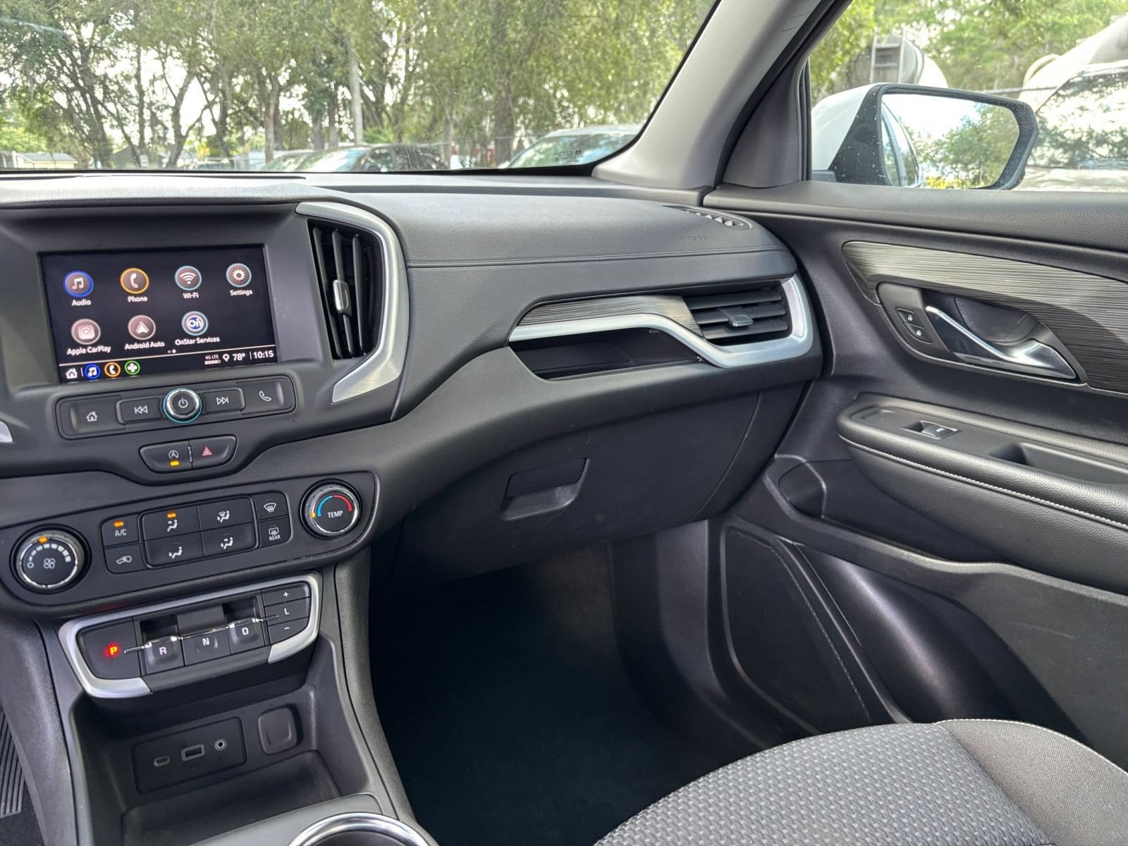 Used 2024 GMC Terrain SLE FWD image 33