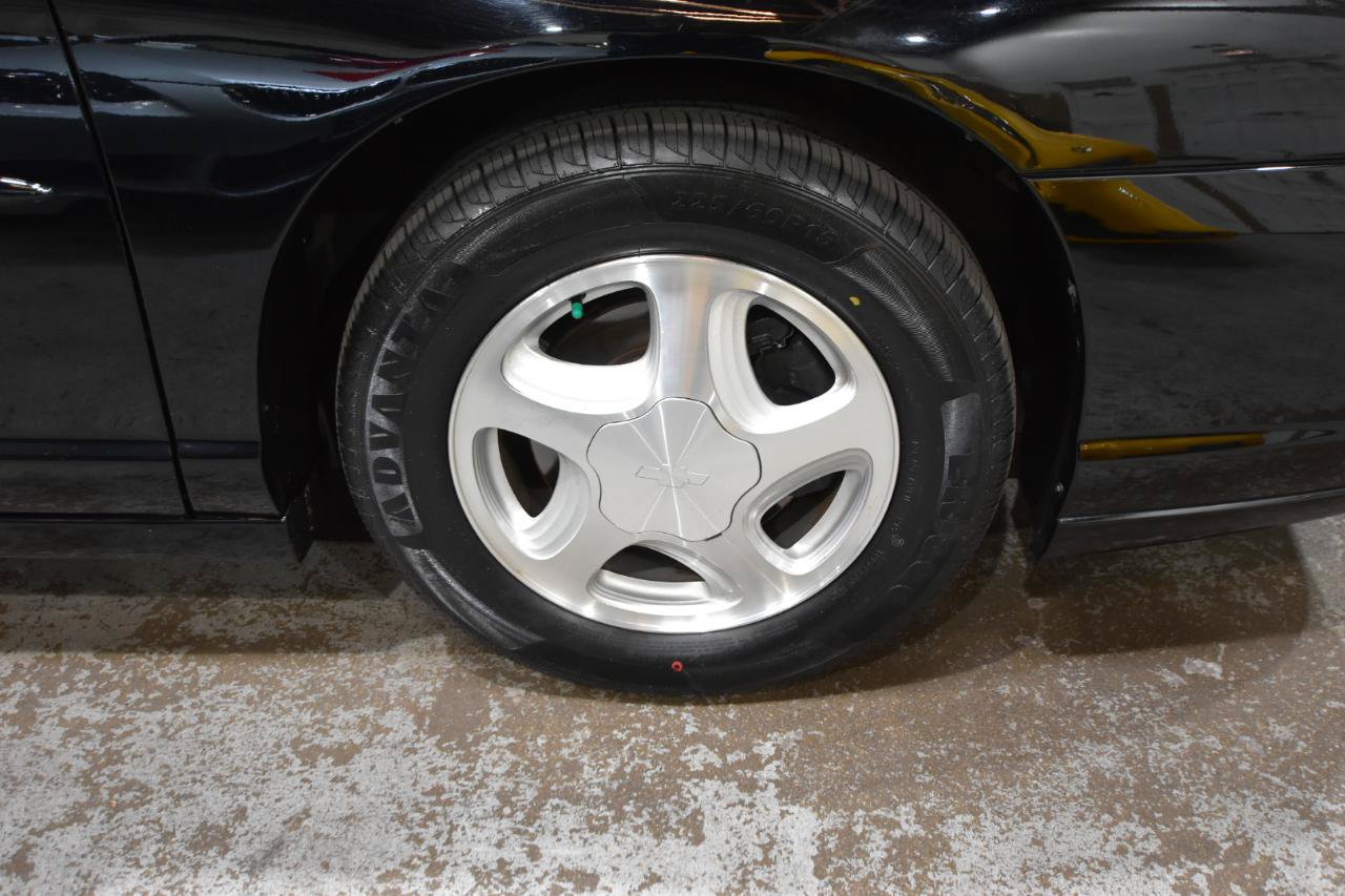 Used 2001 Chevrolet Monte Carlo SS w/ Preferred Equipment Group FWD image 41