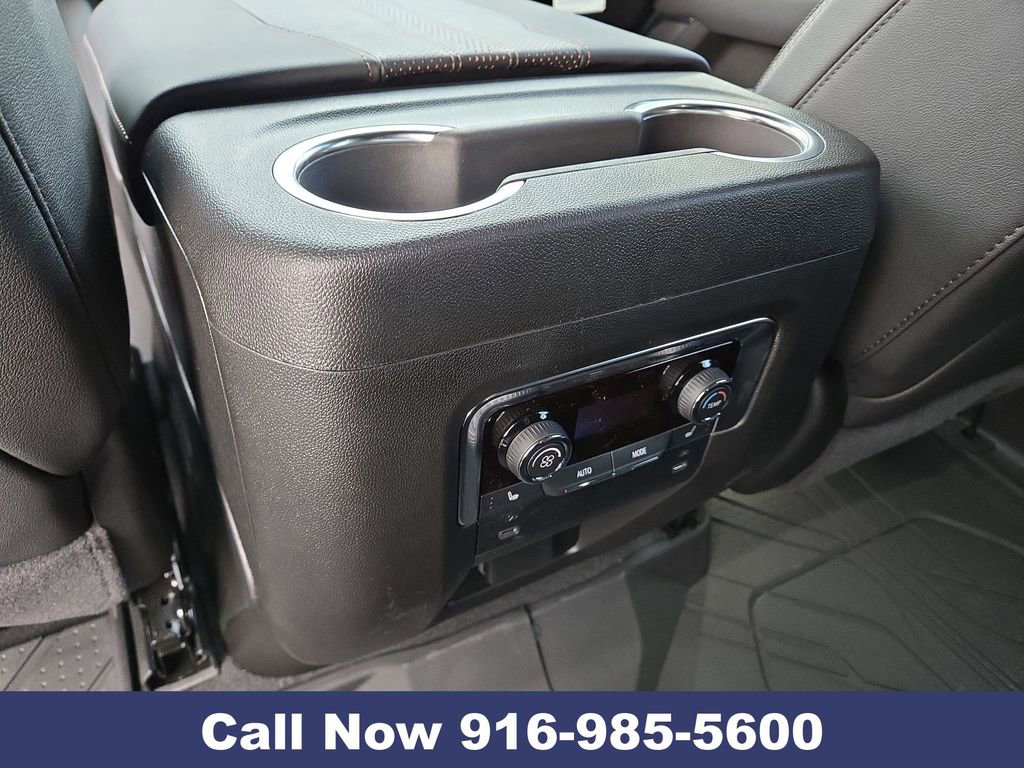 New 2026 Chevrolet Suburban High Country image 26