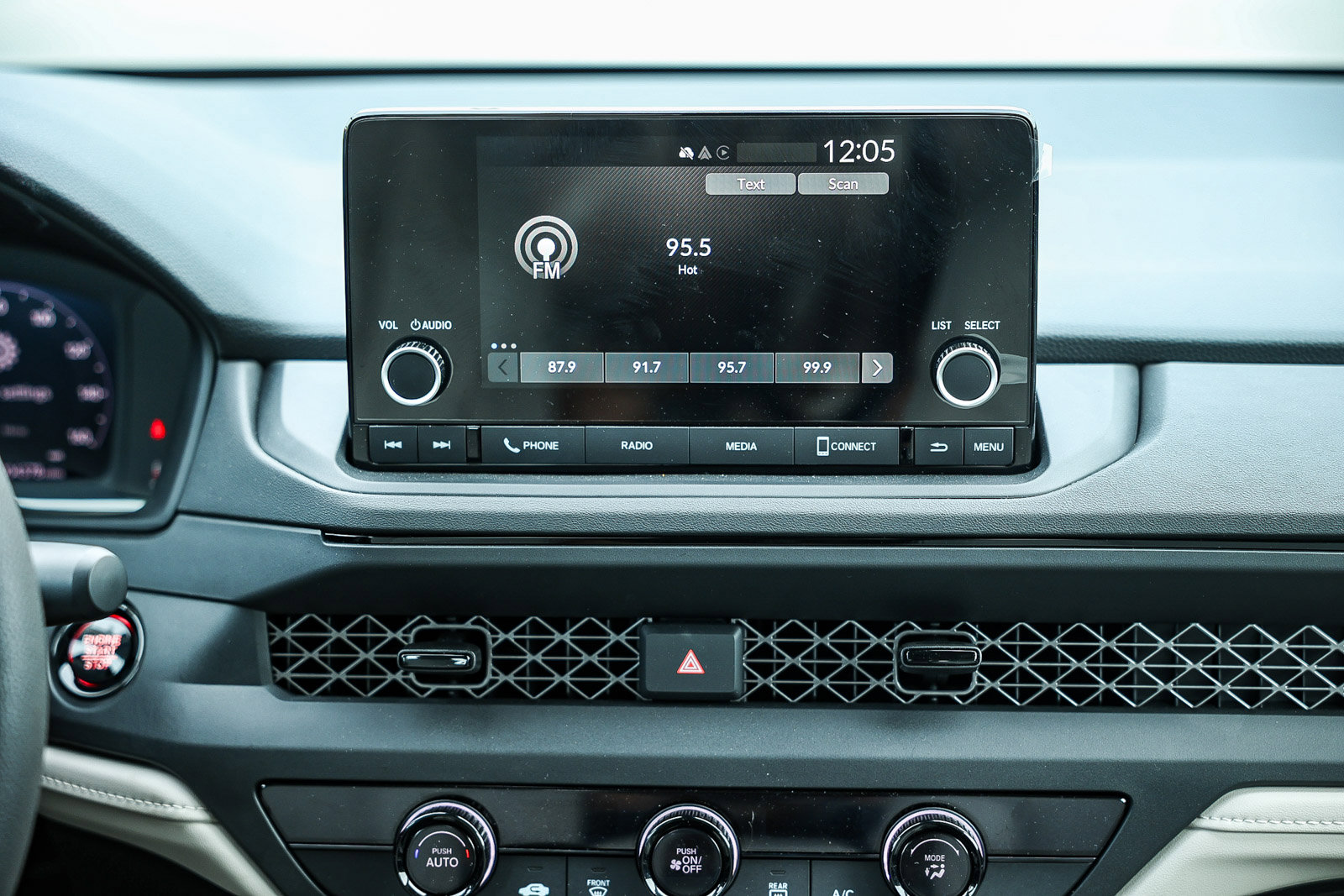 Used 2025 Honda Accord LX image 18