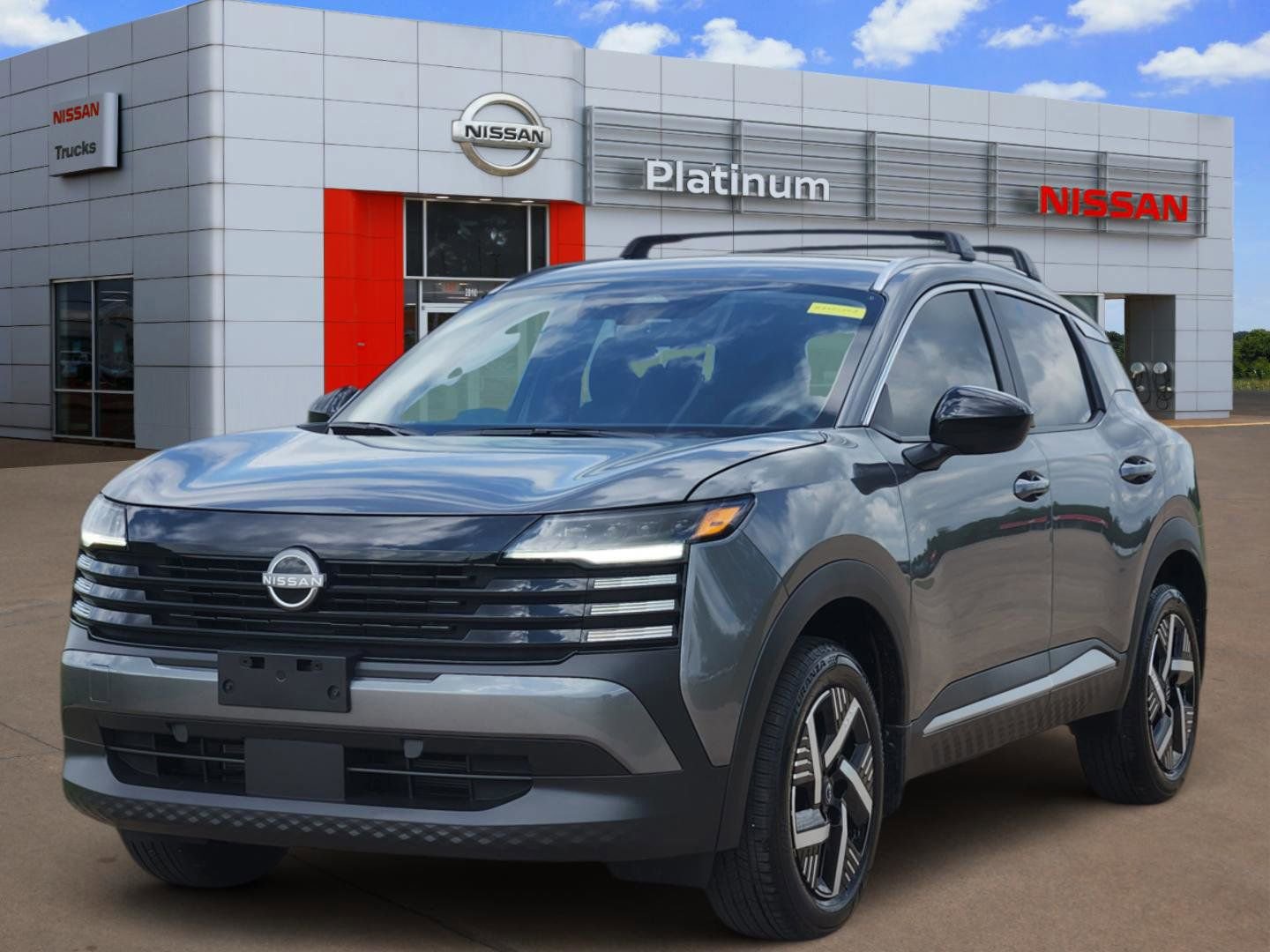 Used 2026 Nissan Kicks SV w/ Charging Package image 2