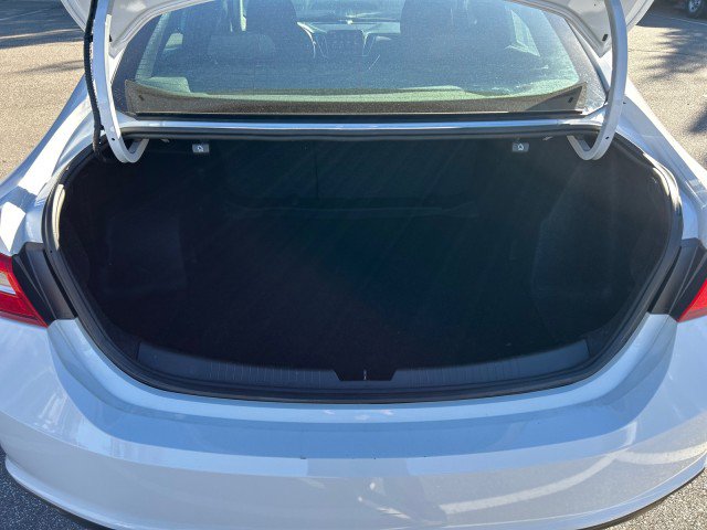 Used 2023 Chevrolet Malibu LT image 36