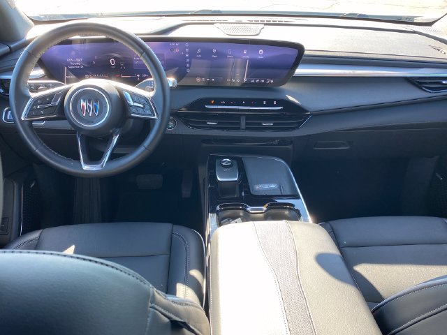Certified 2025 Buick Enclave Preferred FWD image 5