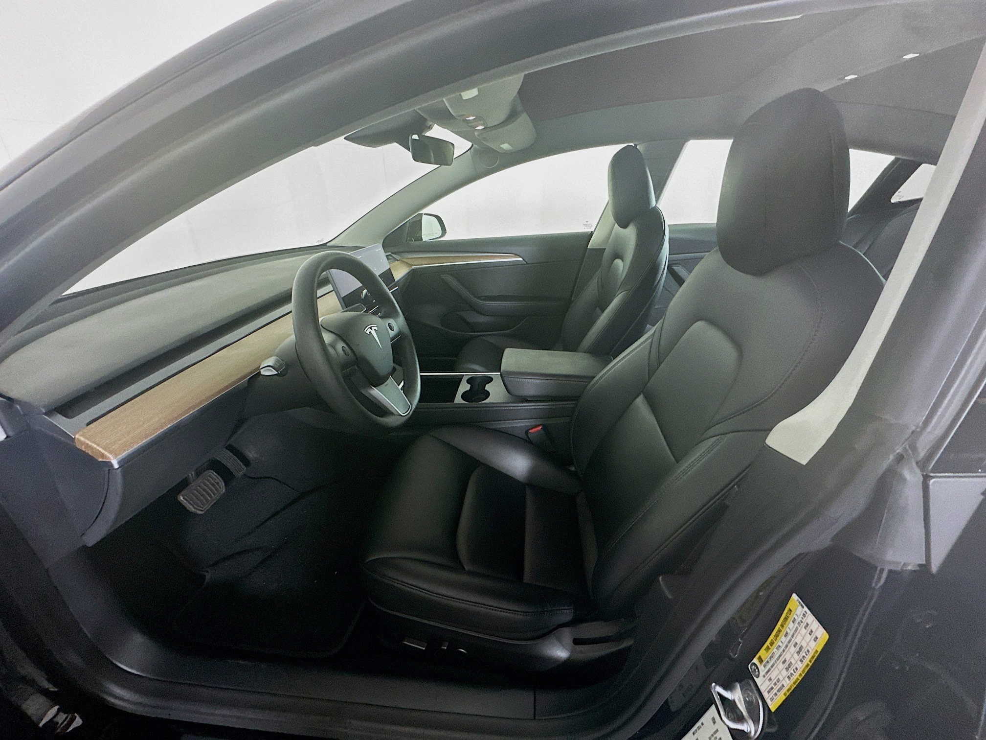 Used 2022 Tesla Model 3 Standard Range image 13