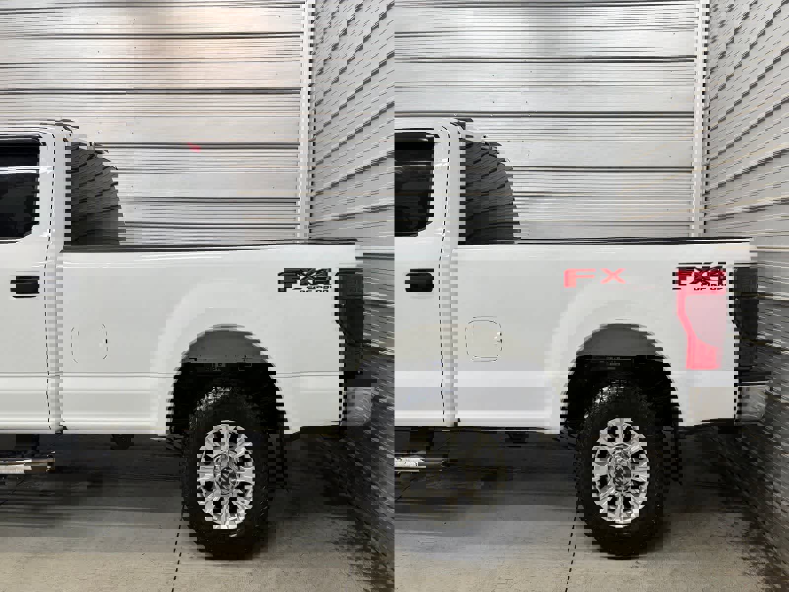 Used 2020 Ford F350 XLT image 5