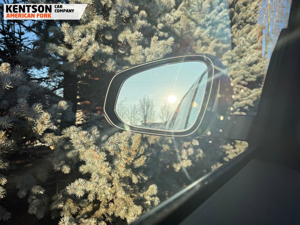 Used 2025 Toyota 4Runner SR5 image 24