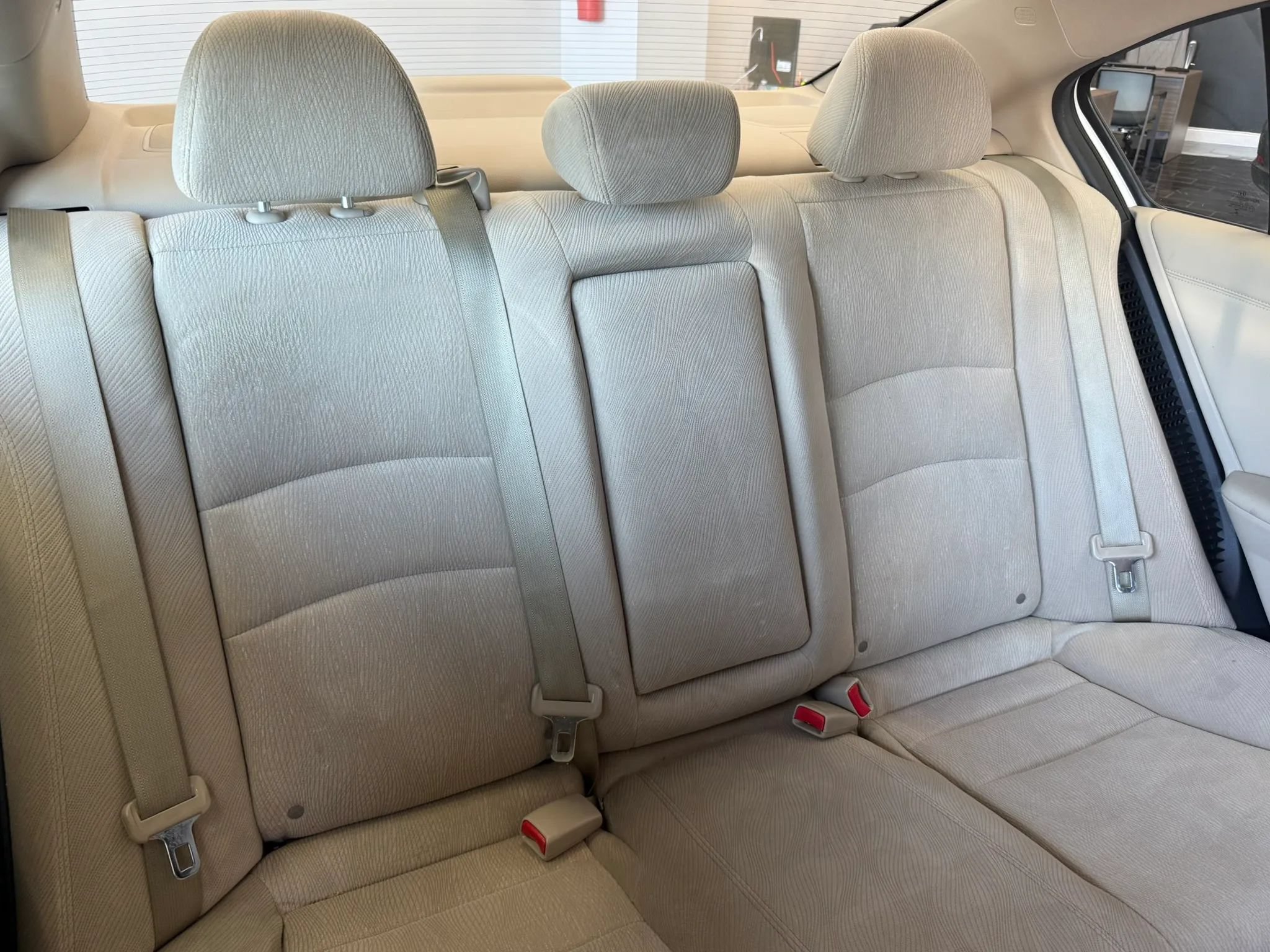 Used 2015 Honda Accord Hybrid Sedan image 23