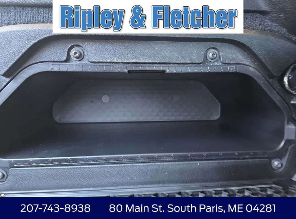 Used 2025 RAM 1500 Laramie AWD/4WD image 15