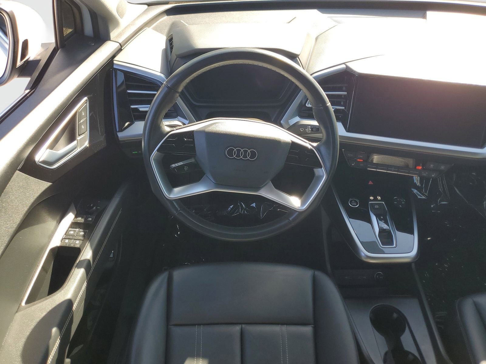 Used 2023 Audi Q4 e-tron Premium w/ 20" Wheel Package image 12