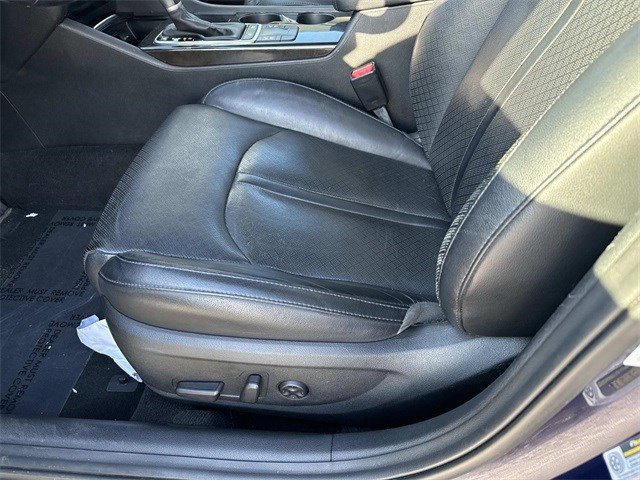 Used 2017 Kia Optima EX w/ Premium Package image 12