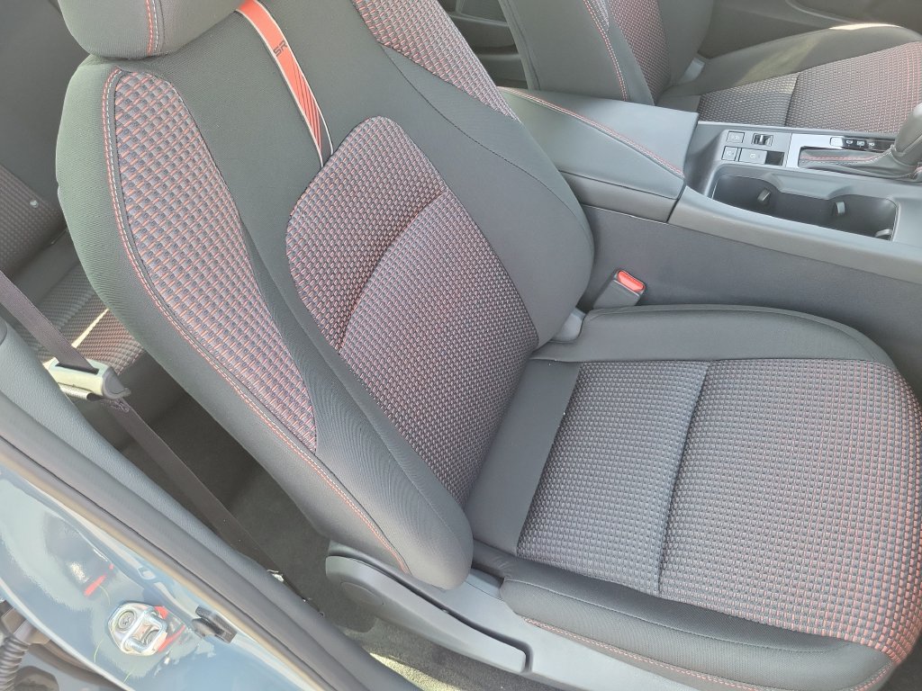 New 2027 Nissan Sentra SR w/ Floor Mat Package FWD image 12