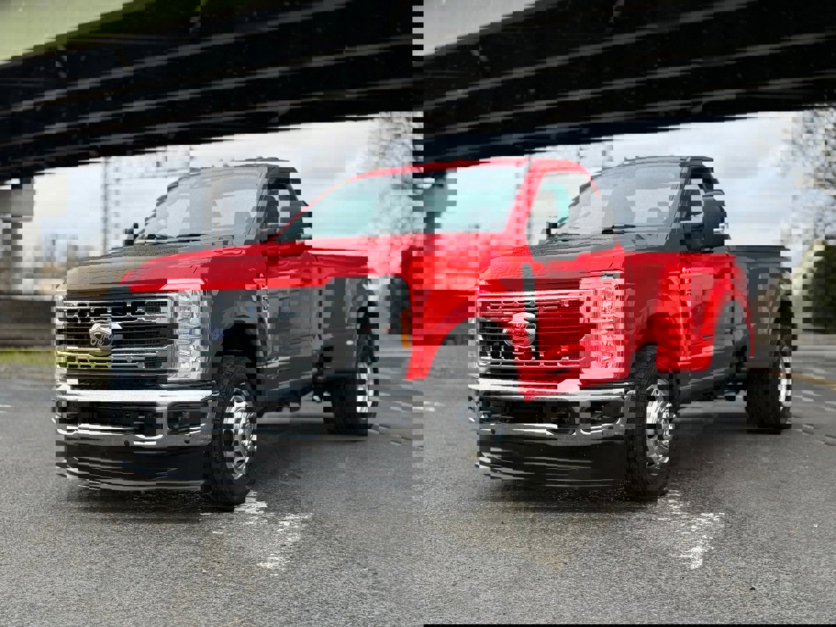 Used 2023 Ford F350 XL w/ XL Chrome Package RWD image 7