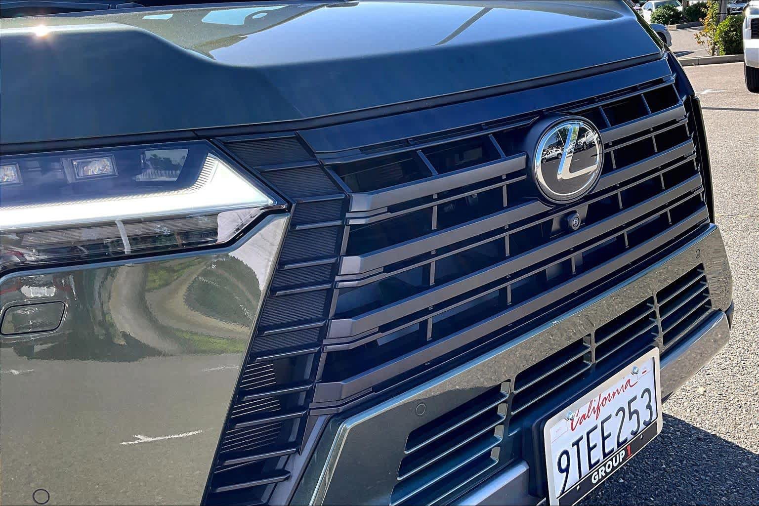 Used 2025 Lexus GX 550 AWD/4WD image 29