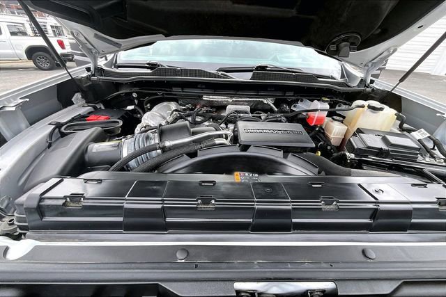 Used 2024 Chevrolet Silverado 2500 High Country w/ Technology Package image 9