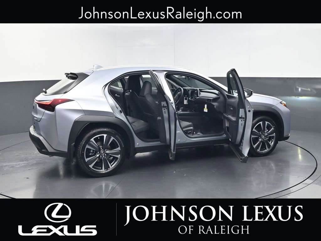 New 2026 Lexus UX 300h FWD image 32