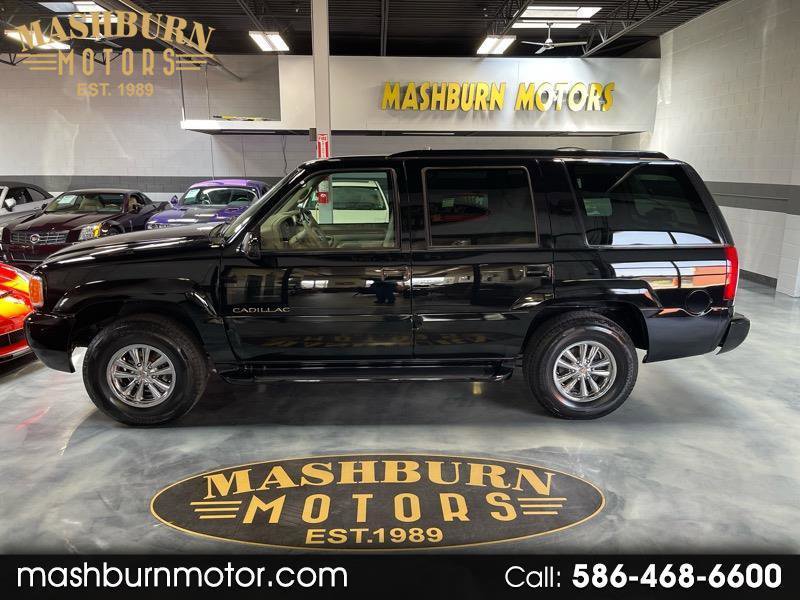 Used 1999 Cadillac Escalade 4WD image 1