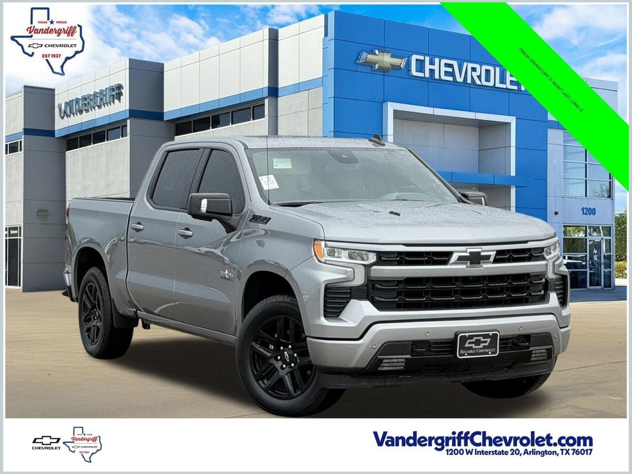 Used 2024 Chevrolet Silverado 1500 RST AWD/4WD image 1