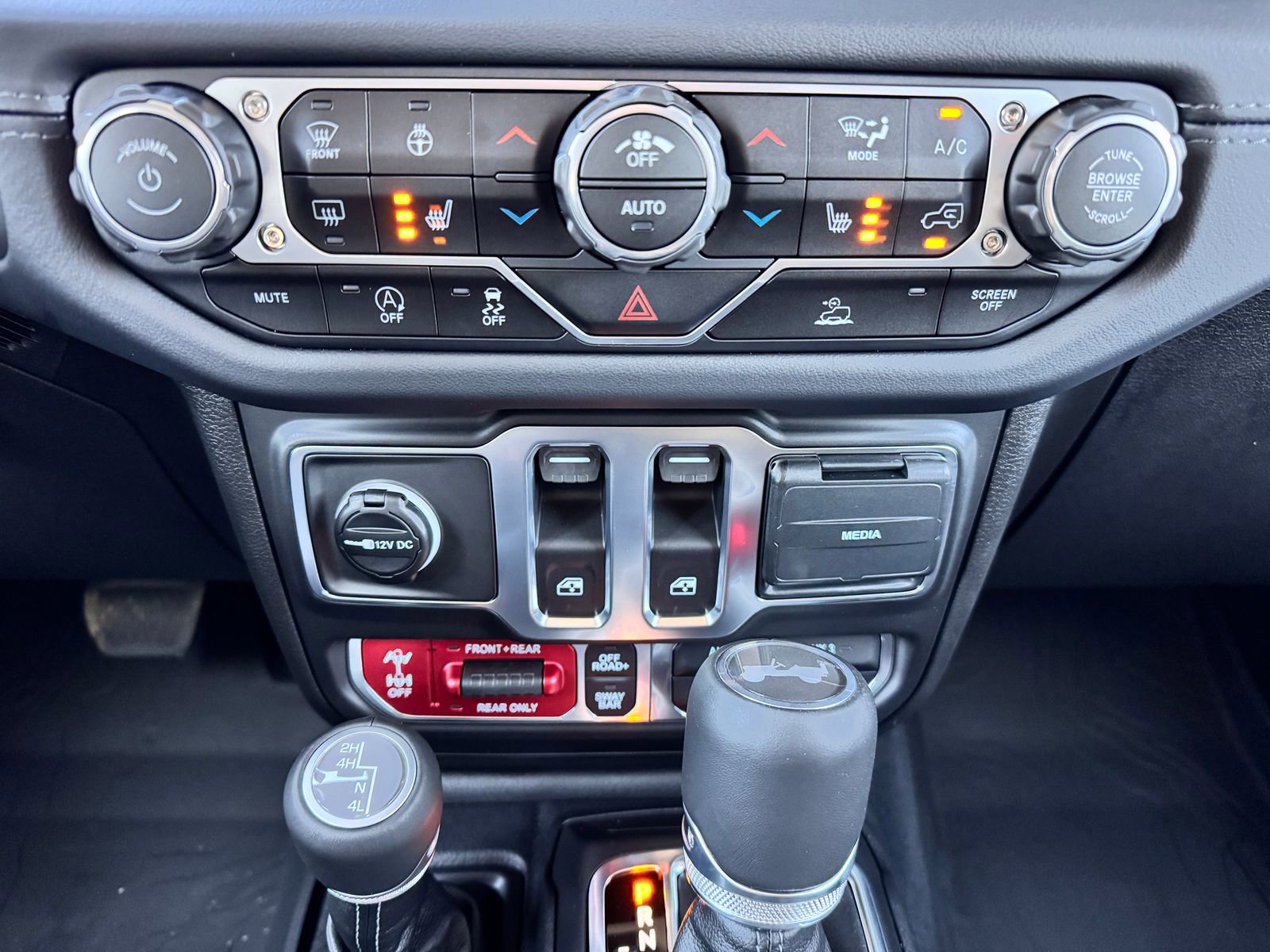 New 2026 Jeep Wrangler Rubicon image 19