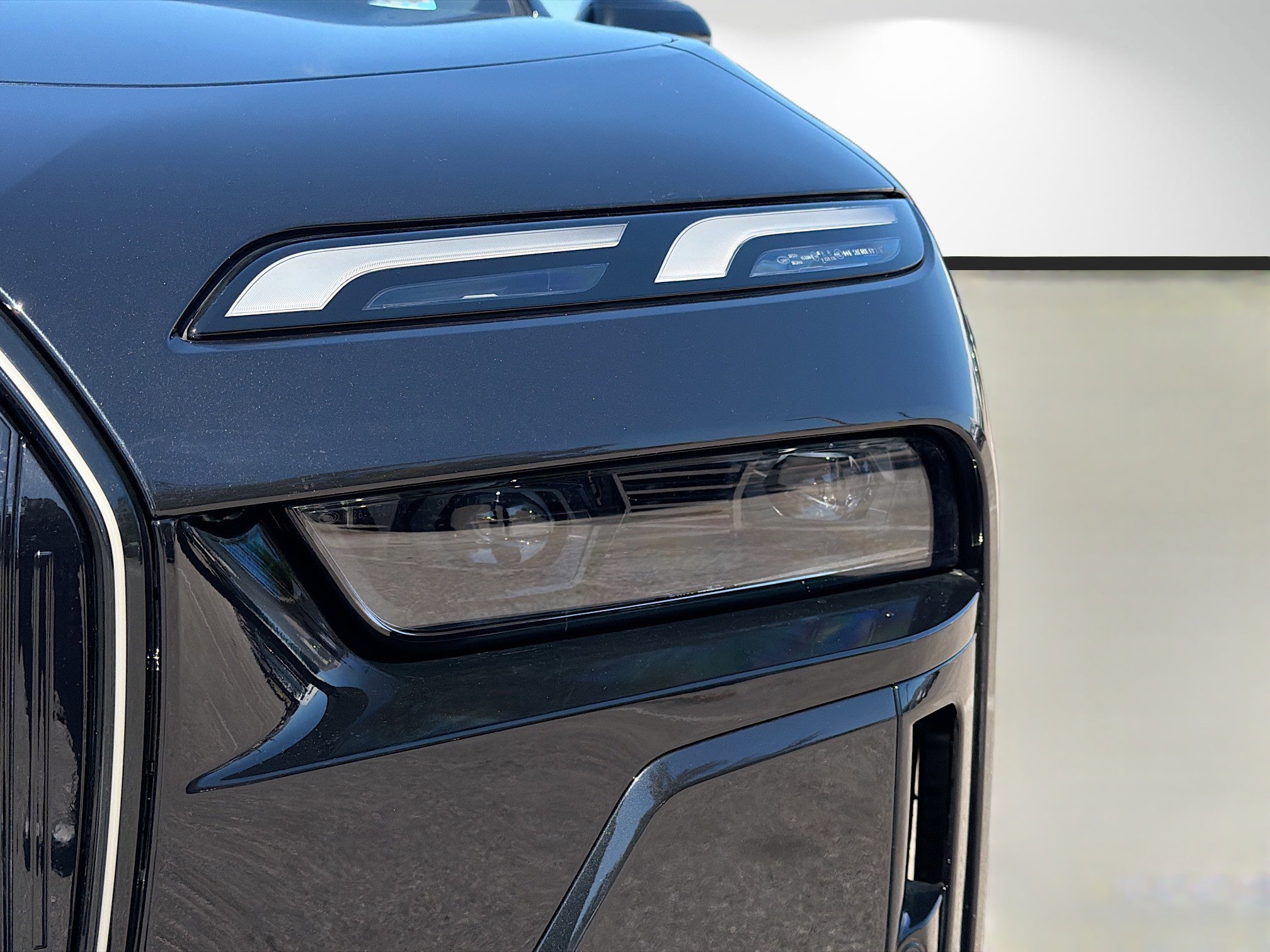 New 2026 BMW 740i xDrive w/ Premium Package image 9