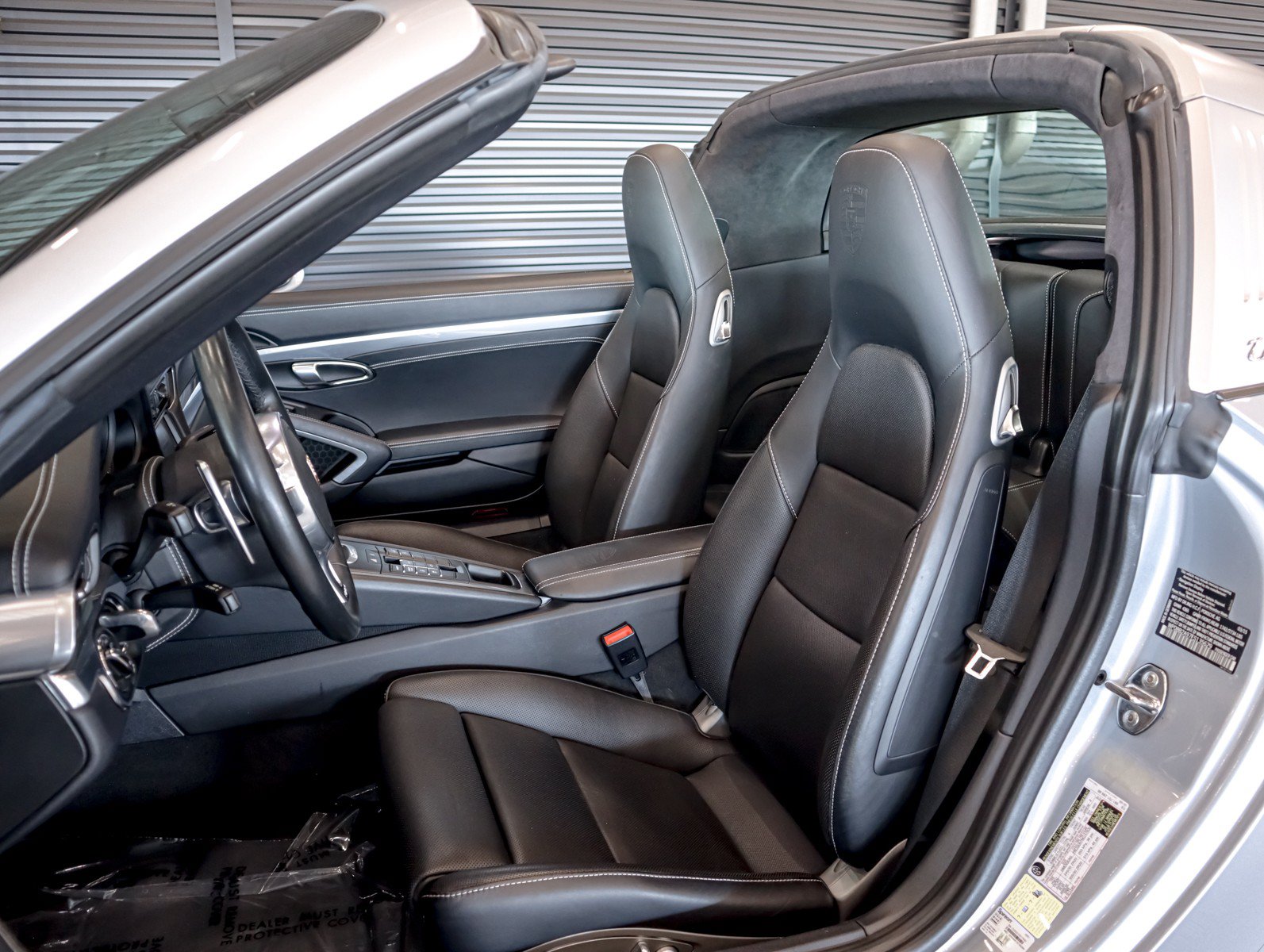 Used 2015 Porsche 911 Targa 4S AWD/4WD image 5