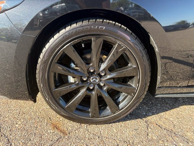 Used 2024 MAZDA MAZDA3 s FWD image 9