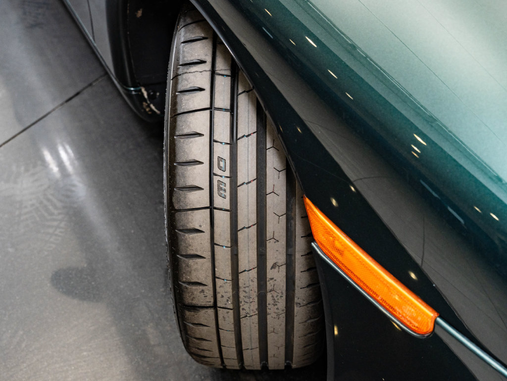 Used 2003 Porsche 911 Carrera RWD image 50