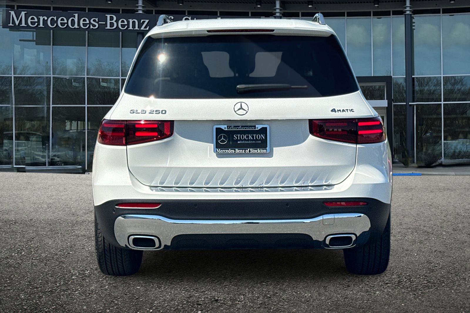New 2025 Mercedes-Benz GLB 250 250 image 5