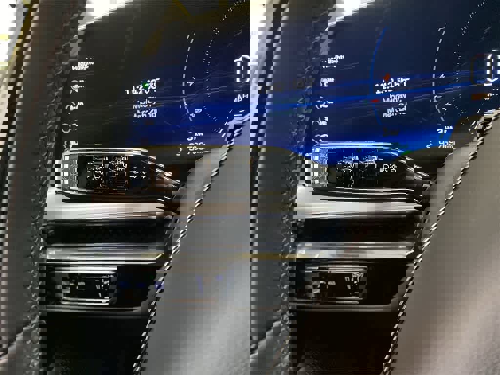 Used 2024 Cadillac Lyriq Luxury w/ LPO, Floor Liner Package image 23