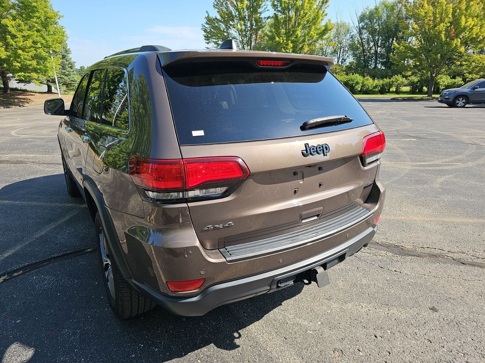 Used 2021 Jeep Grand Cherokee Limited w/ Trailer Tow Group IV AWD/4WD image 2