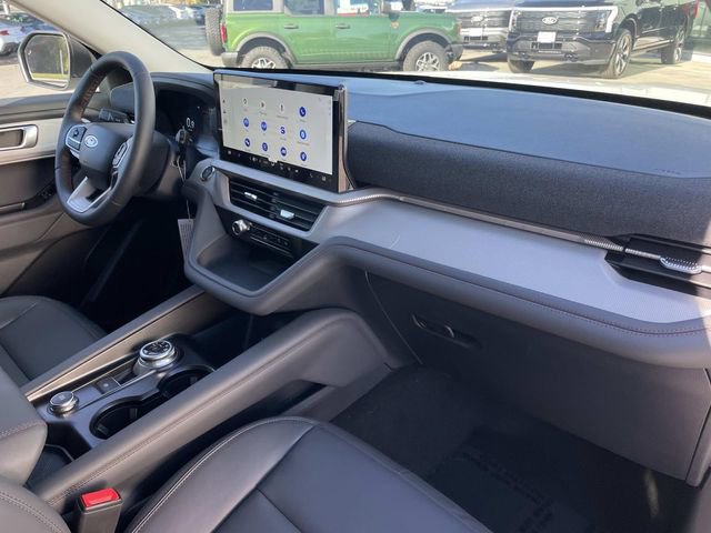 New 2026 Ford Explorer Active w/ Active Comfort Package image 24