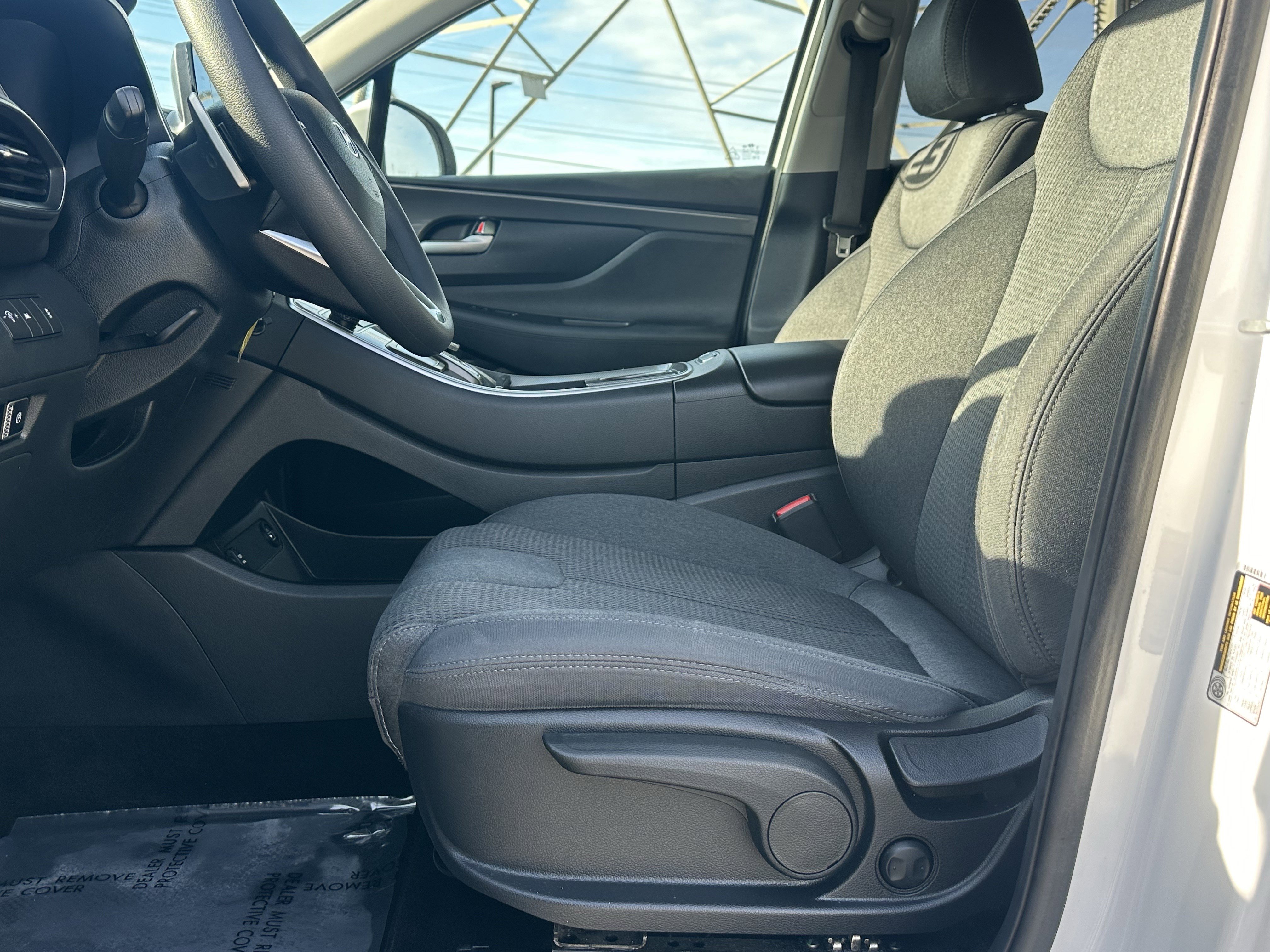 Used 2023 Hyundai Santa Fe SE image 12