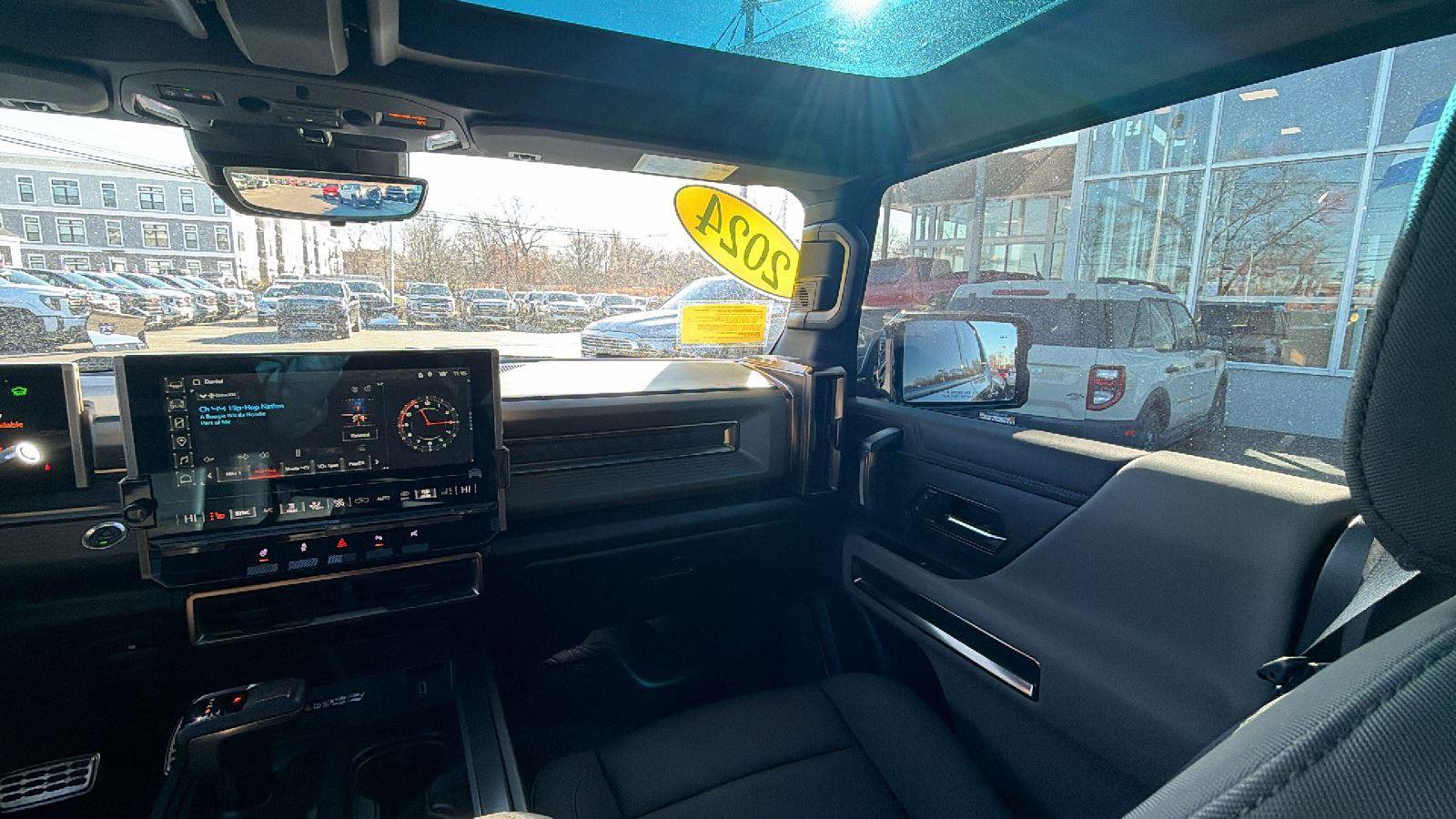 Certified 2024 GMC Hummer EV 3X w/ LPO, Illumination Package image 25