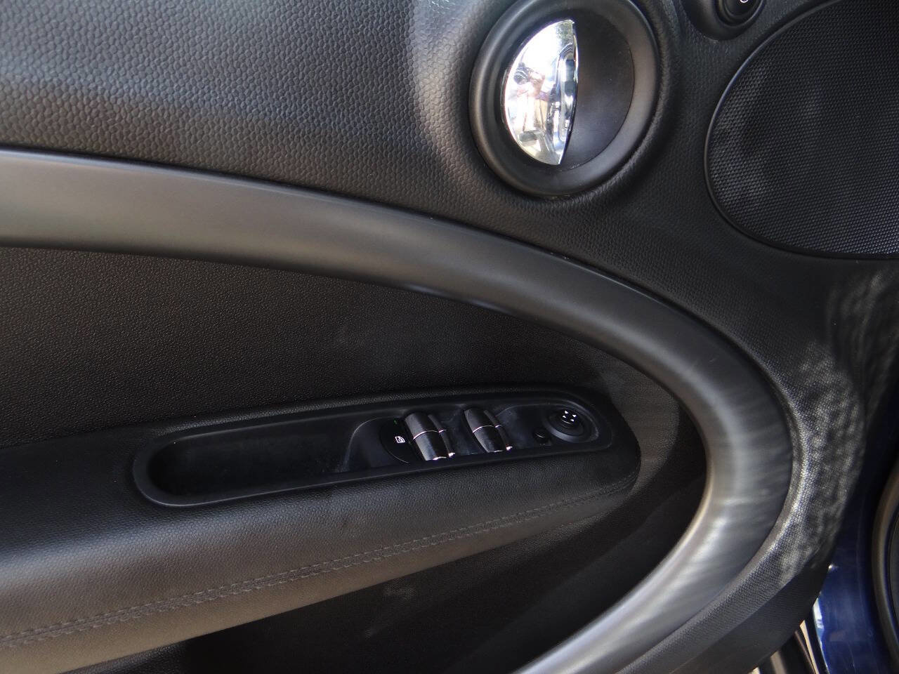 Used 2015 MINI Cooper Countryman S image 11