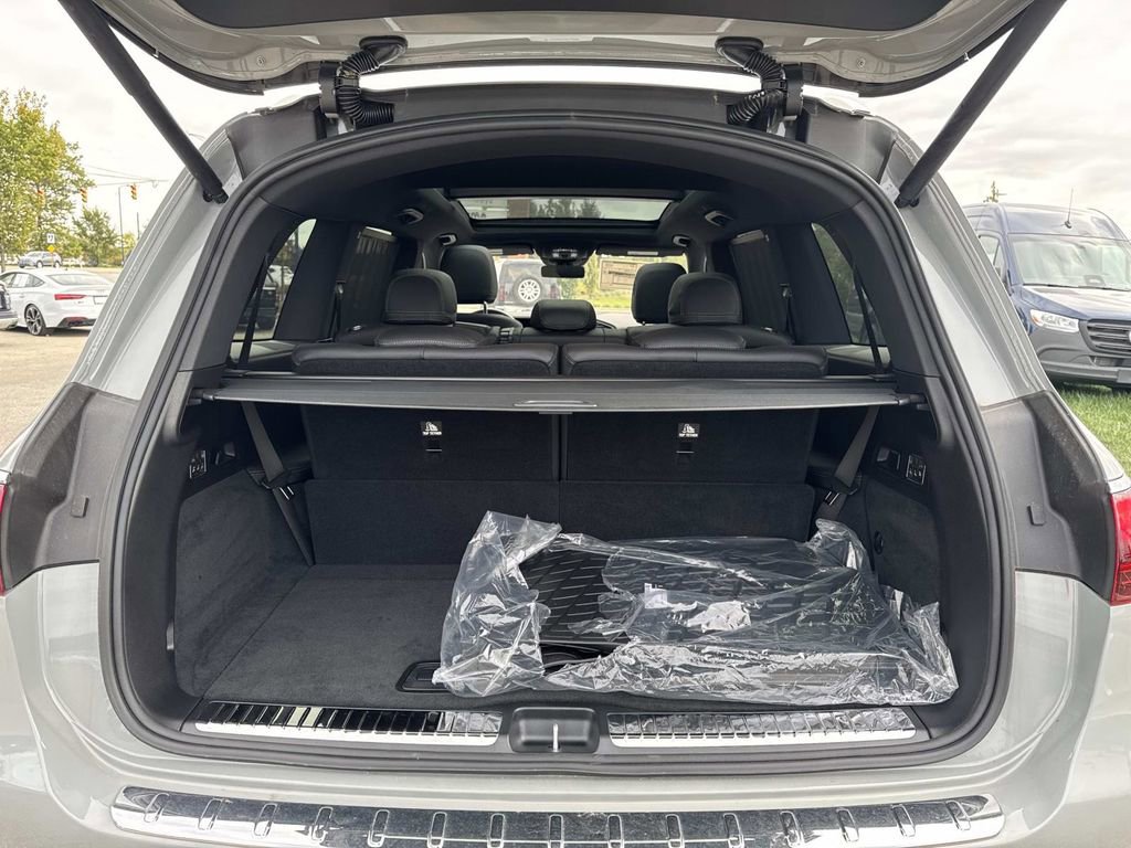 New 2025 Mercedes-Benz GLS 450 4MATIC image 6