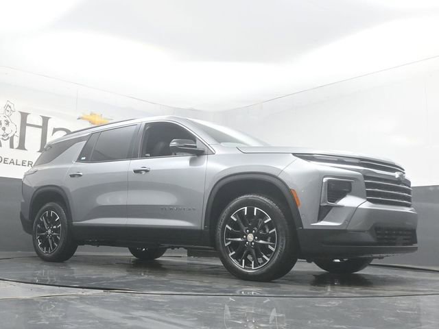New 2026 Chevrolet Traverse LT w/ Enhanced Driving Package FWD image 2