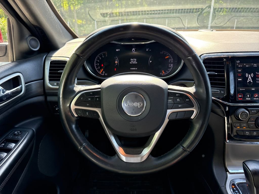 Used 2019 Jeep Grand Cherokee Laredo w/ Laredo X Package RWD image 19